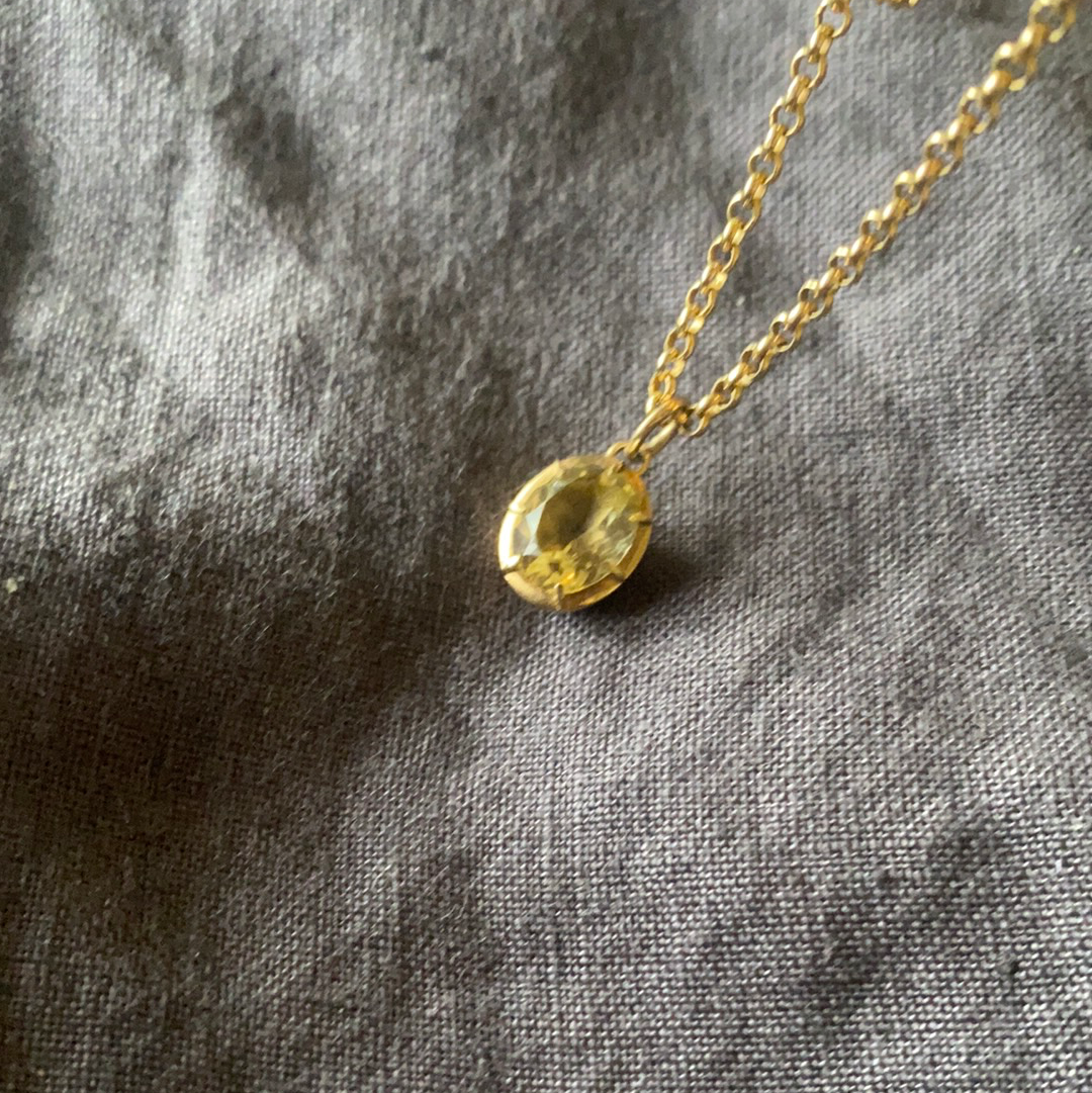 Lady Fortuna Gold Amulet