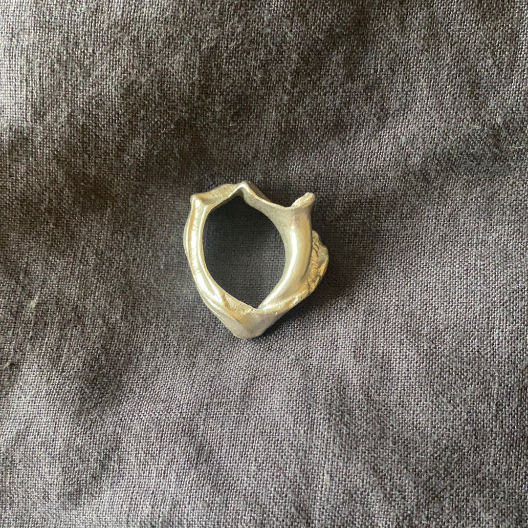 Māketu Silver Shell Ring | Pendant