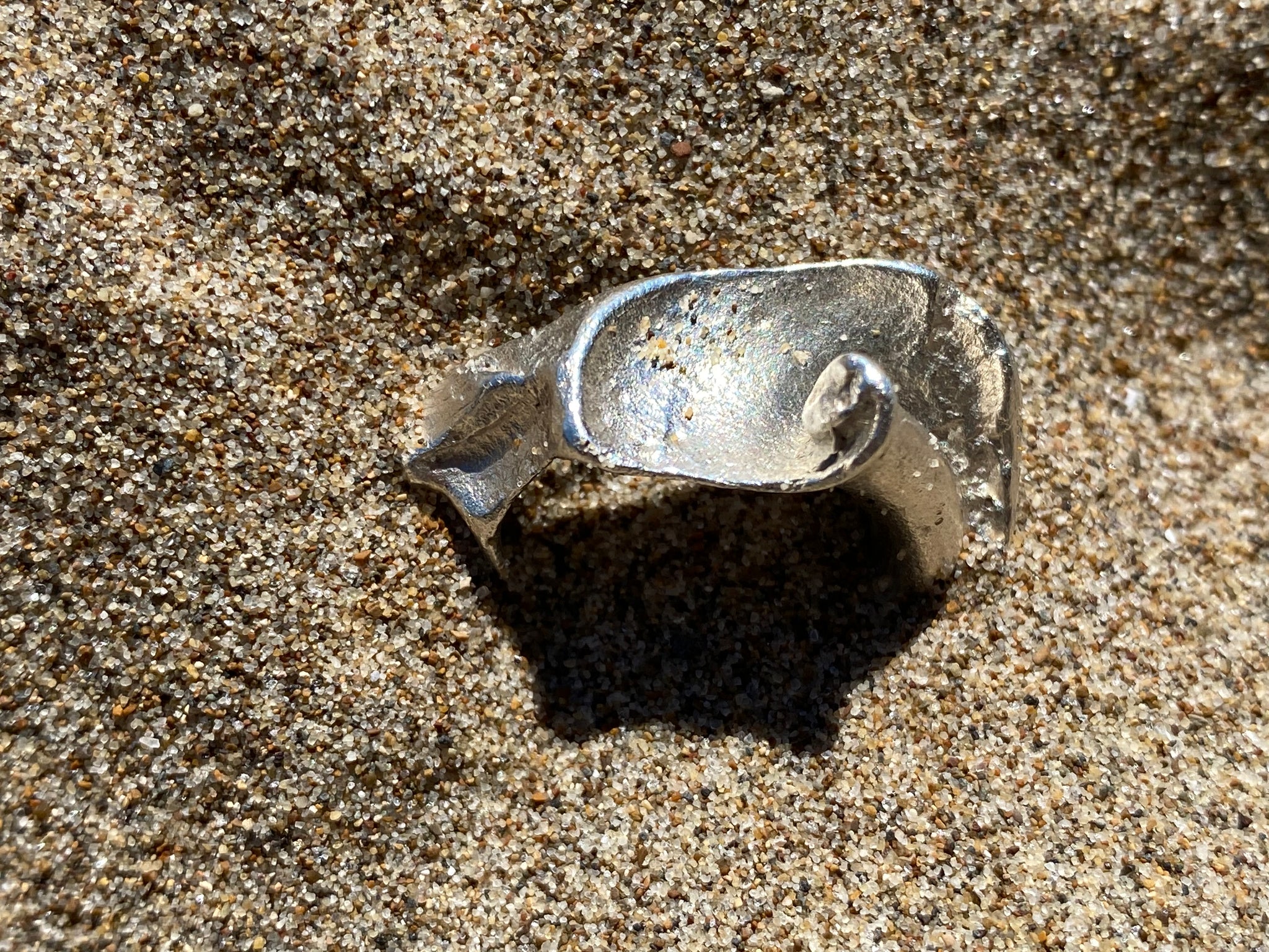 Māketu Silver Shell Ring | Pendant